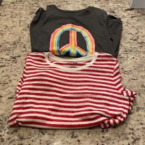 Lot (2 Pieces) Cat & Jack Long Sleeve Shirts